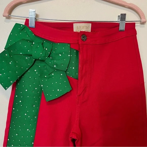 Judith March Red Flare Pants with Green Side Bow. Medium. NWOT - Picture 4 of 9
